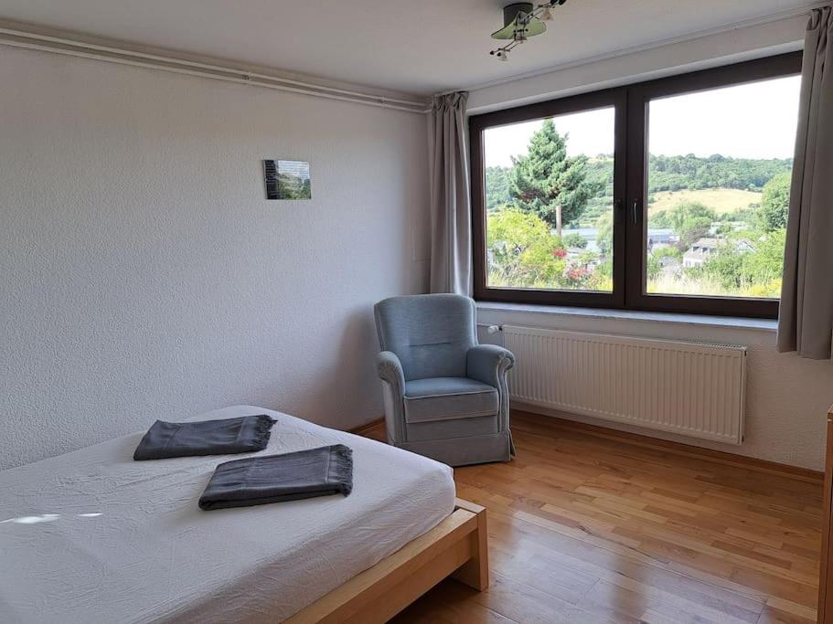 Haus Mit Idyllischem Seeblick Schalkenmehren Buitenkant foto